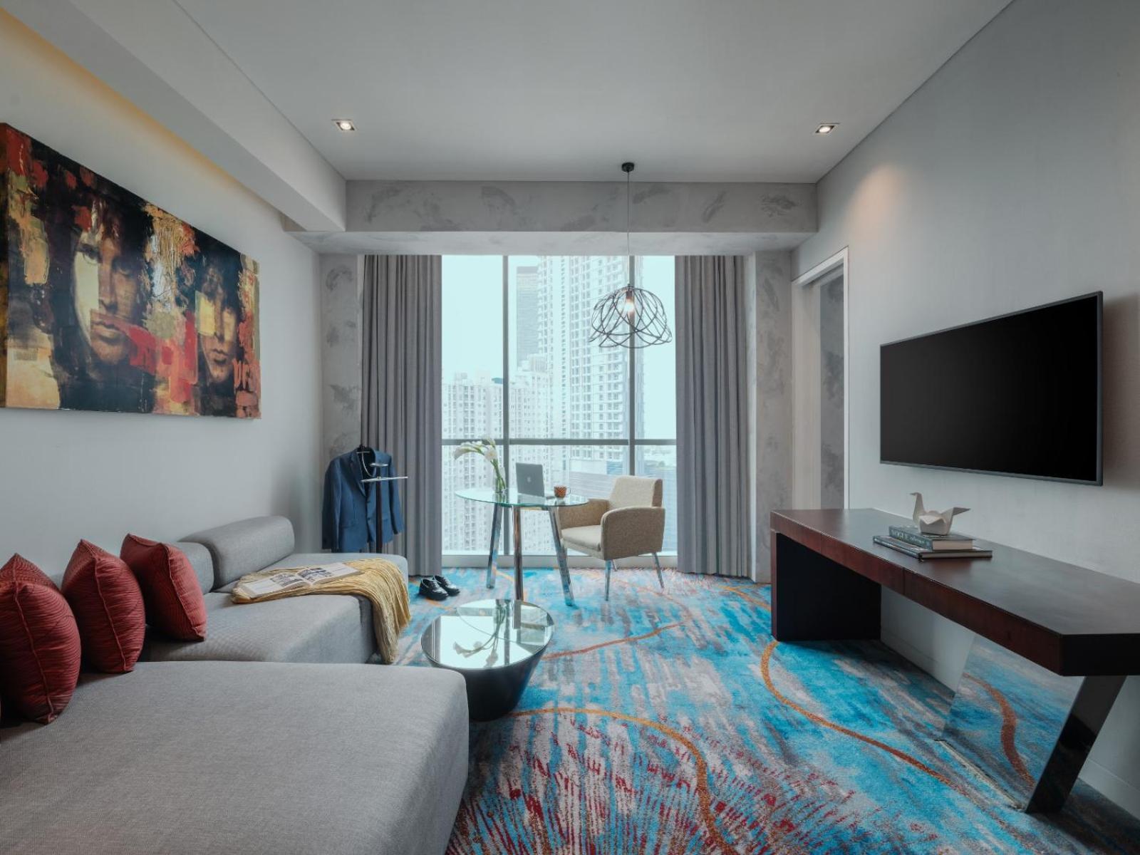 Pullman Park 5*